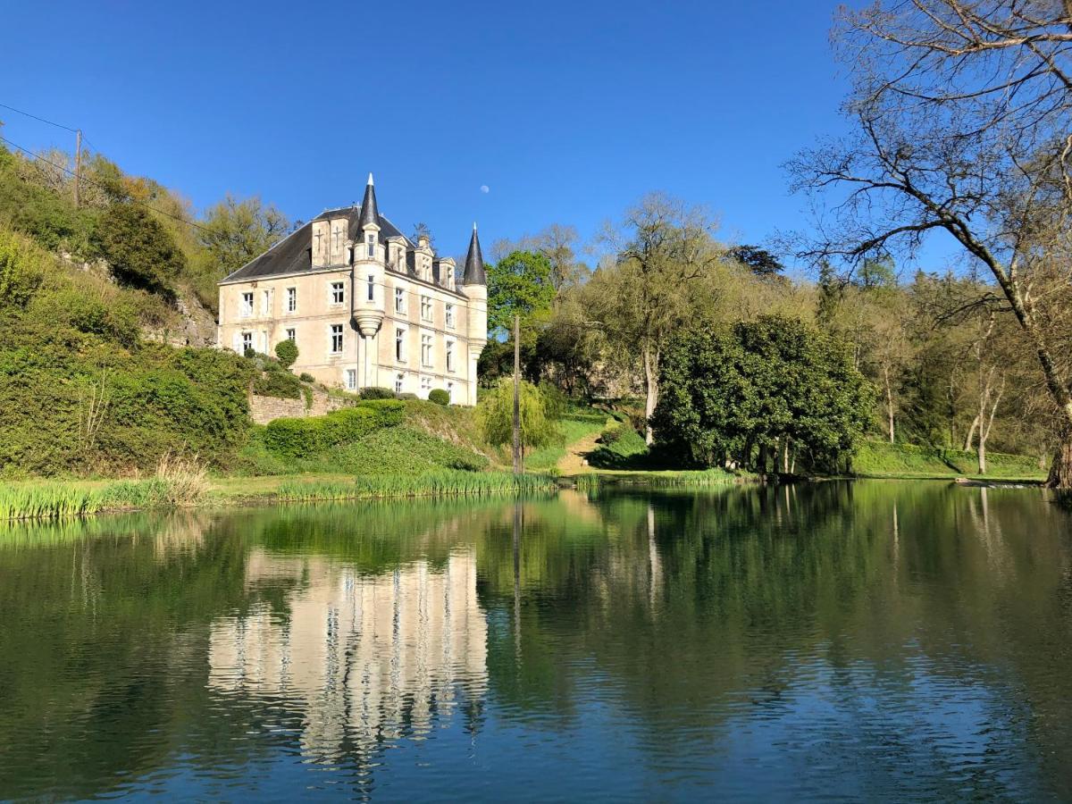 Chateau Des Loups - Les Pommiers Echire ภายนอก รูปภาพ