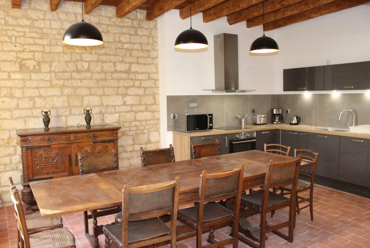 Chateau Des Loups - Les Pommiers Echire ภายนอก รูปภาพ